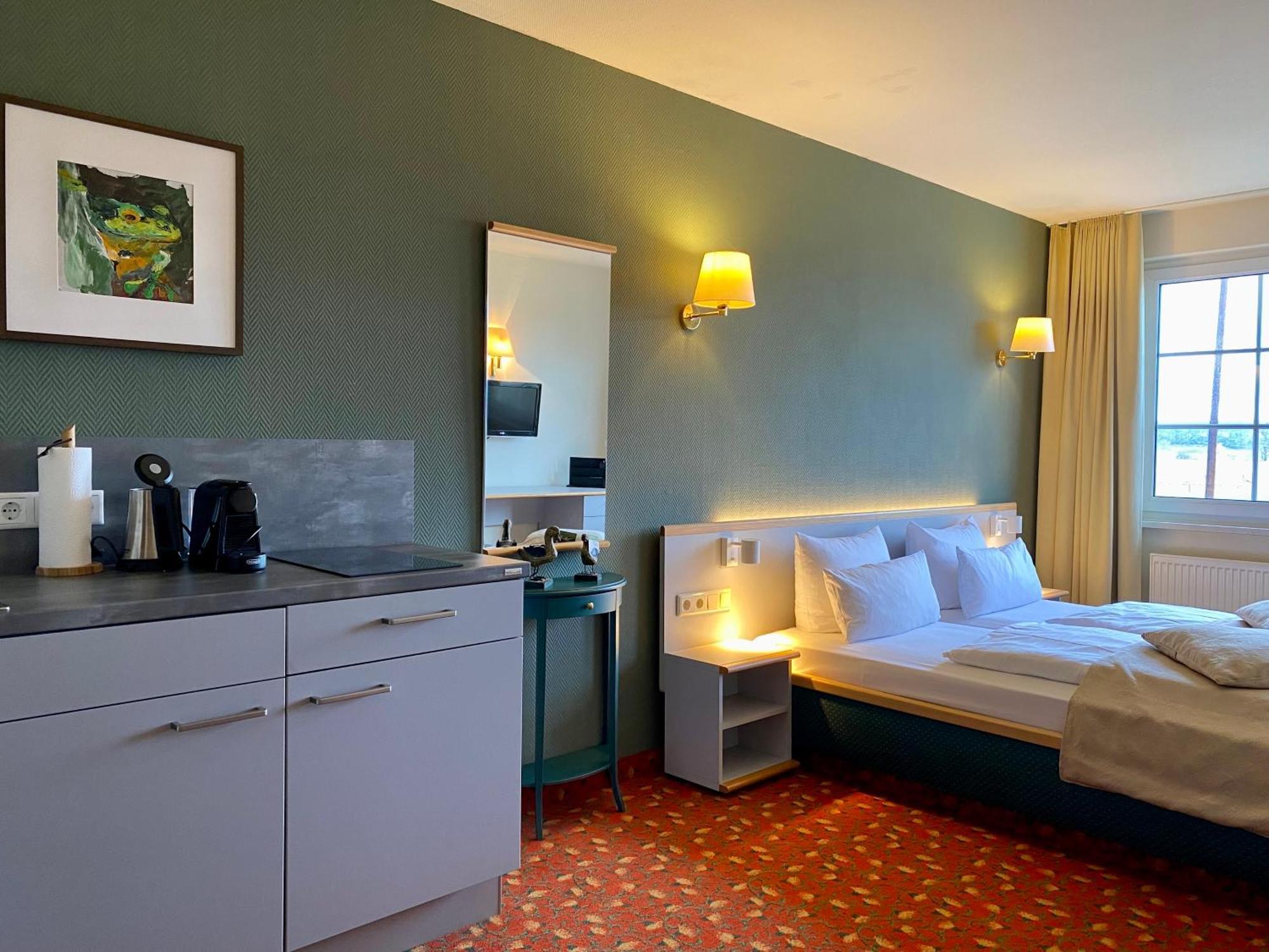 Hotel Am Mueritz-Nationalpark Waren  Kültér fotó
